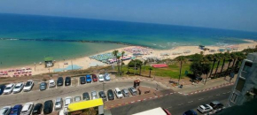 612 apartment on the beach